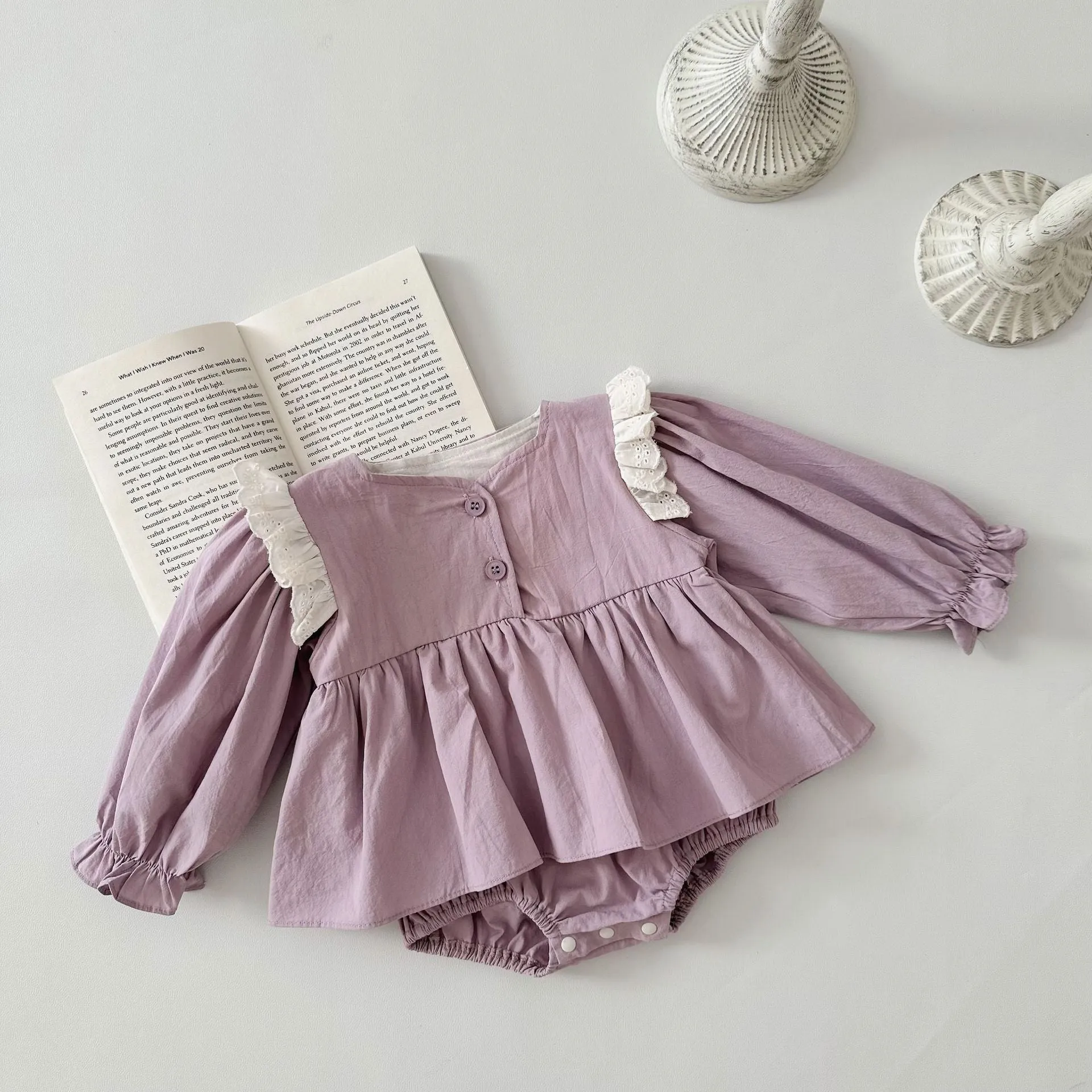 Baby Girls Solid Color Rompers Wholesale 240301109