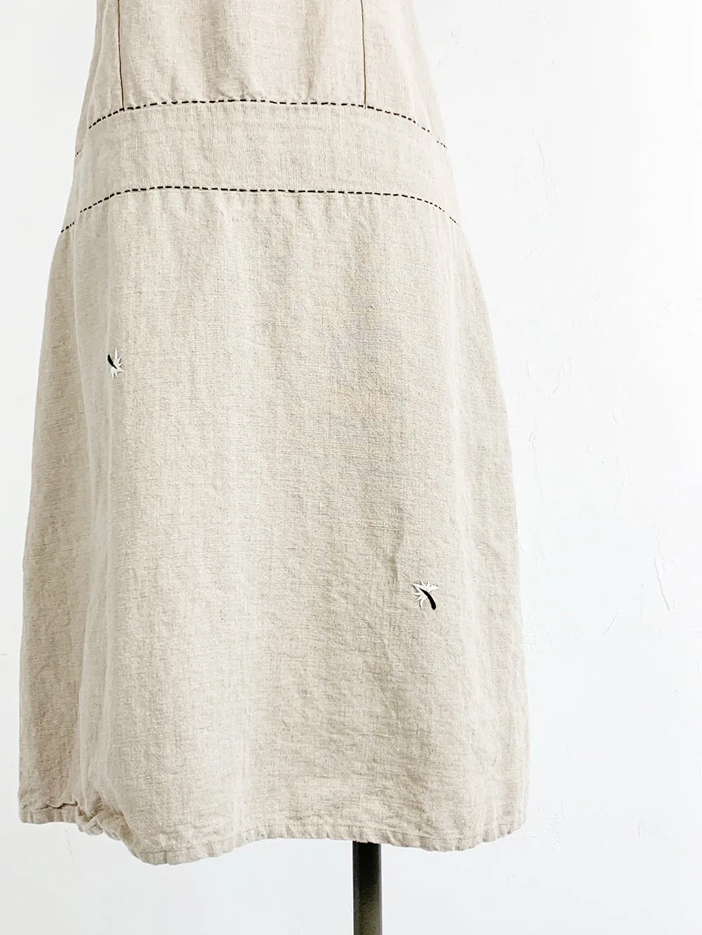 Caro Linen Jumper With Leaf Embroidery Detail