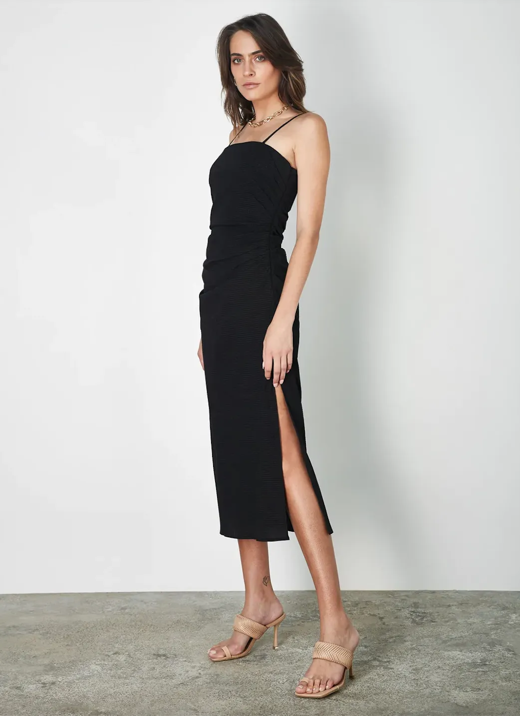 Esmaeé Rayla Midi Dress - Black