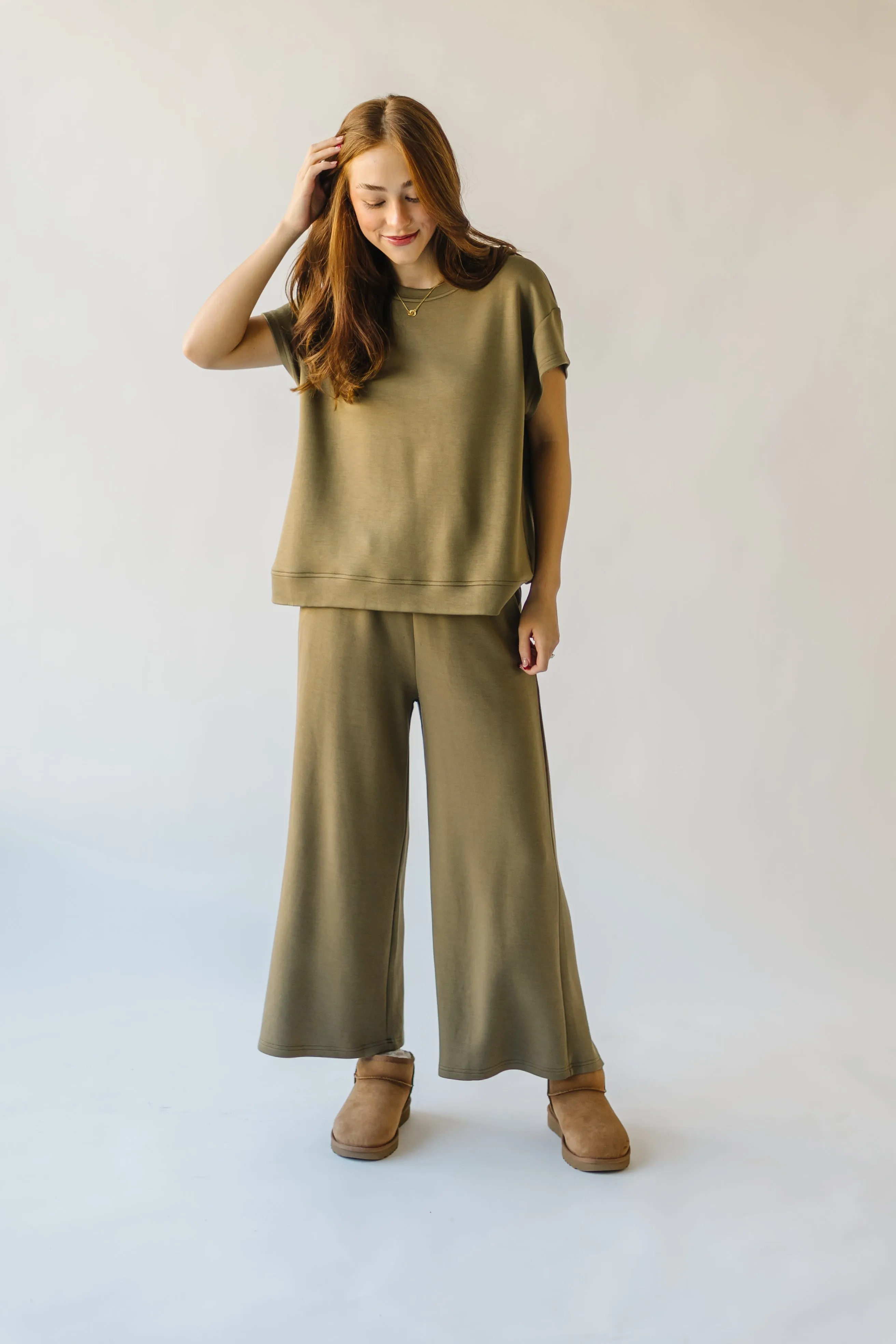 The Ronnie Basic Wide Leg Pant in Olive